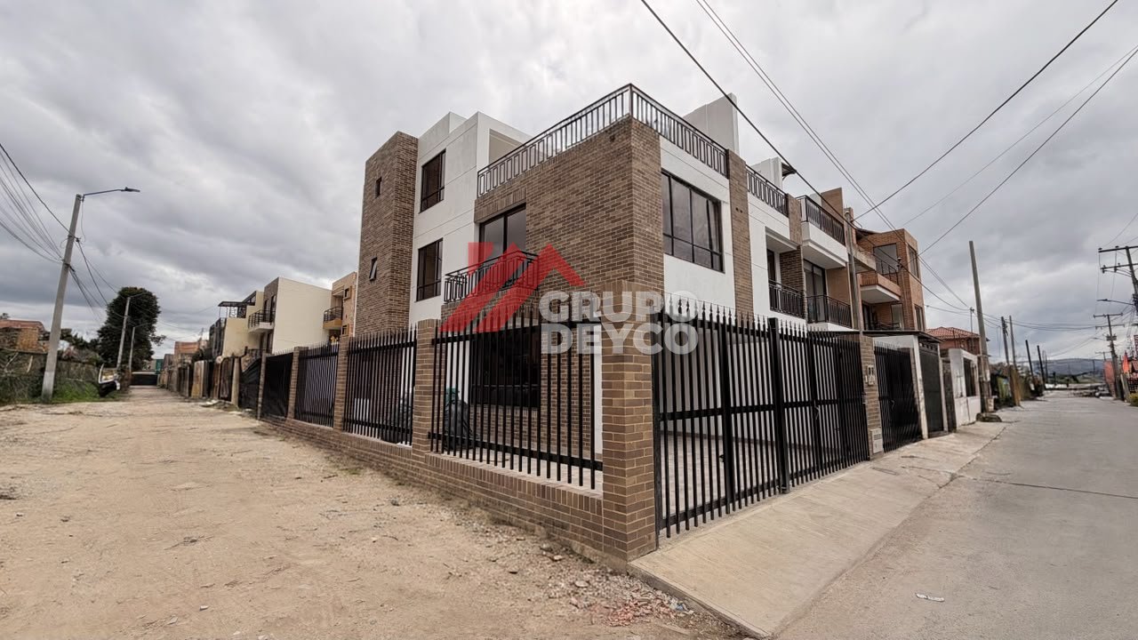 Casa en Venta — Cota