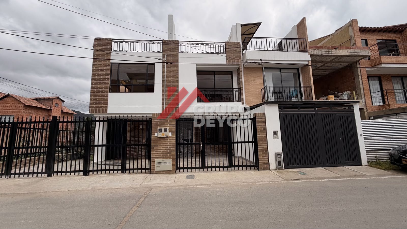 Casa en Venta — Cota